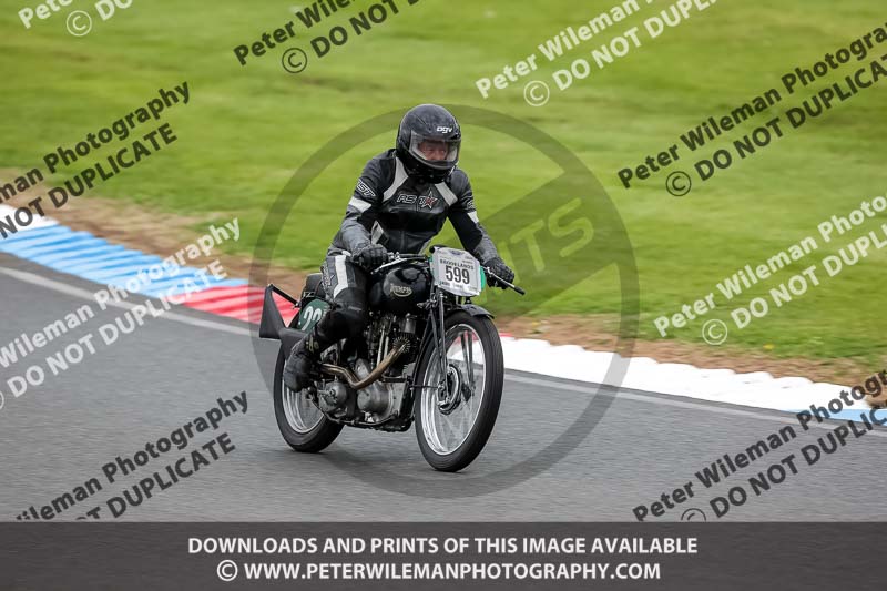 Vintage motorcycle club;eventdigitalimages;mallory park;mallory park trackday photographs;no limits trackdays;peter wileman photography;trackday digital images;trackday photos;vmcc festival 1000 bikes photographs